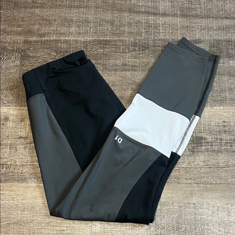 Asics women’s Leggings - Black, Gray, and White